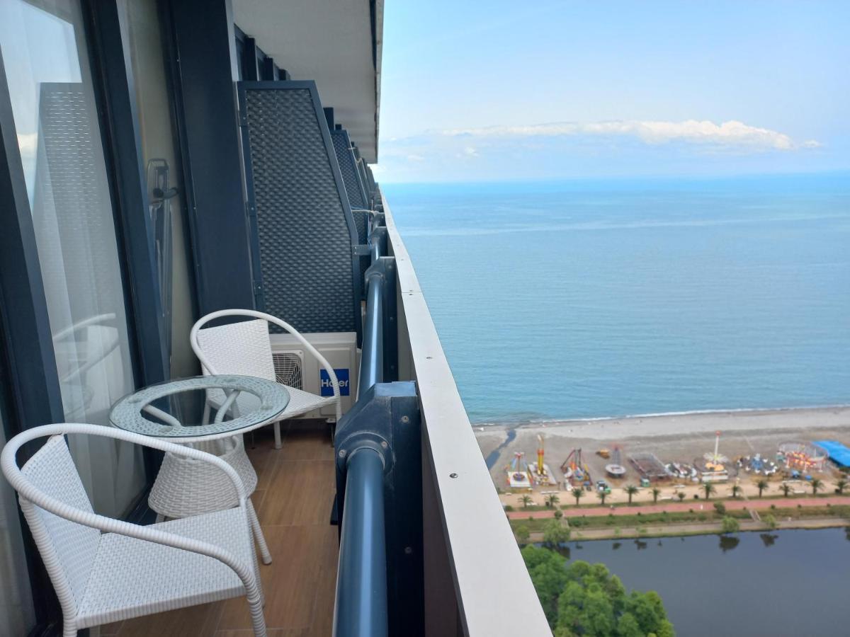 Orbi City Apartments On The Beach Μπατούμι Εξωτερικό φωτογραφία